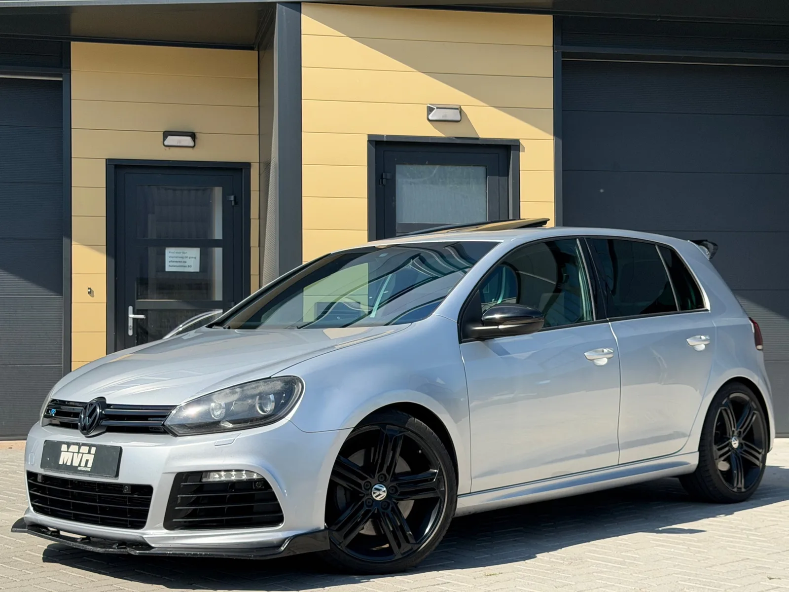 Volkswagen Golf (2010) — foto 1
