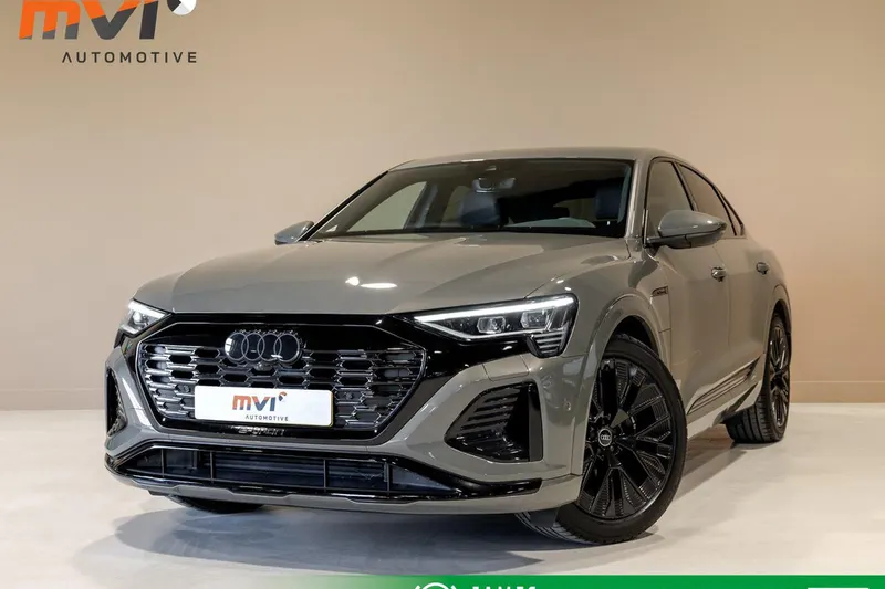 Audi Q8 e-tron (2023)