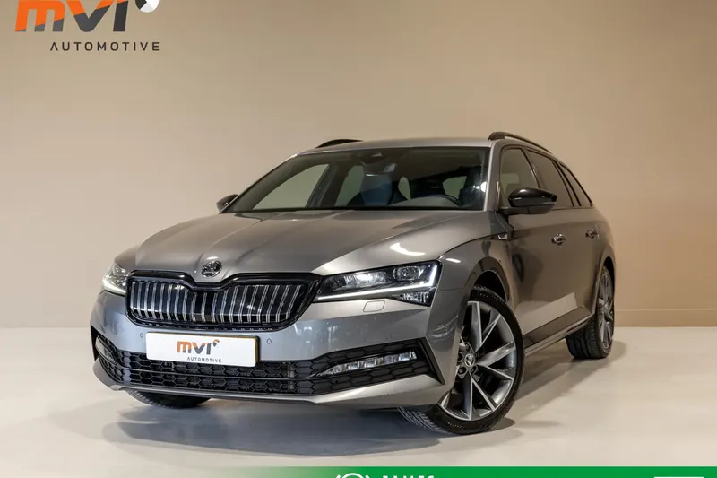 Škoda Superb (2022)