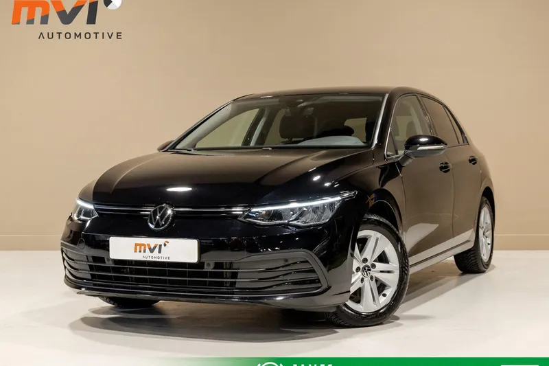 Volkswagen Golf (2024)