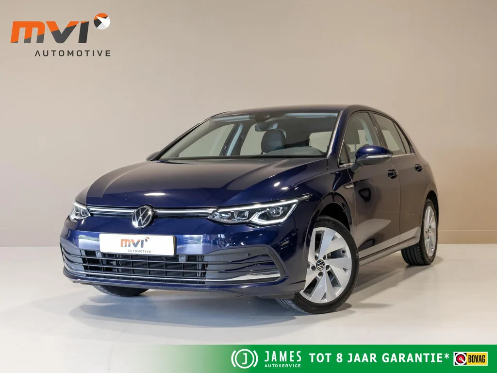 Volkswagen Golf (2022) — foto 1