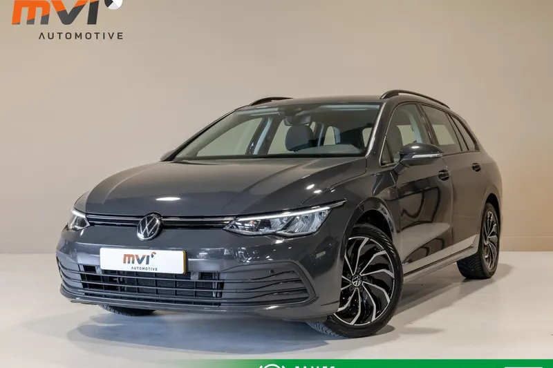 Volkswagen Golf (2023)
