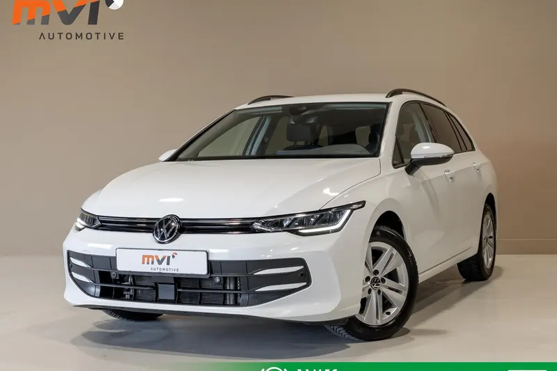 Volkswagen Golf (2025)