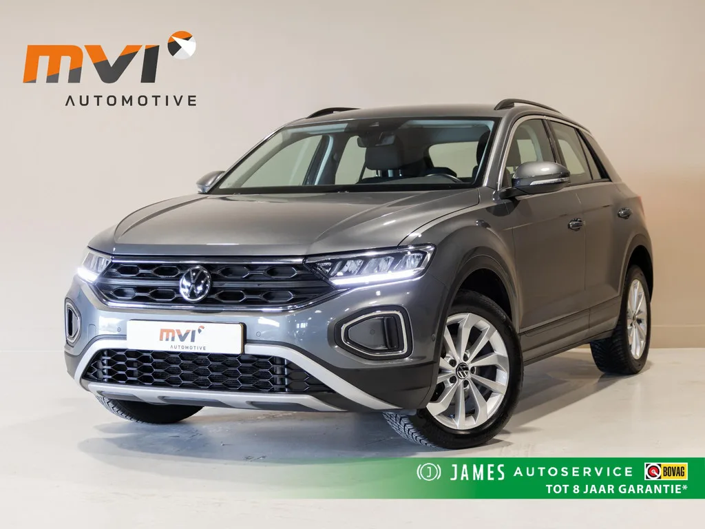 Volkswagen T-Roc (2022) — foto 1