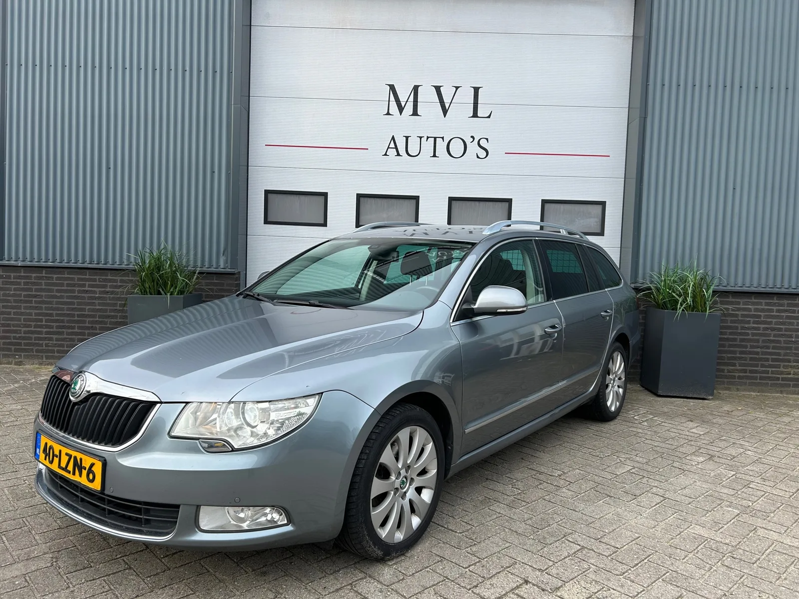 Škoda Superb (2010) — foto 1
