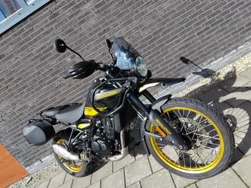 Royal Enfield Himalayan (2025) — foto 1