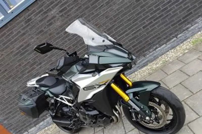 Suzuki Gsx S 1000 GX (2026)