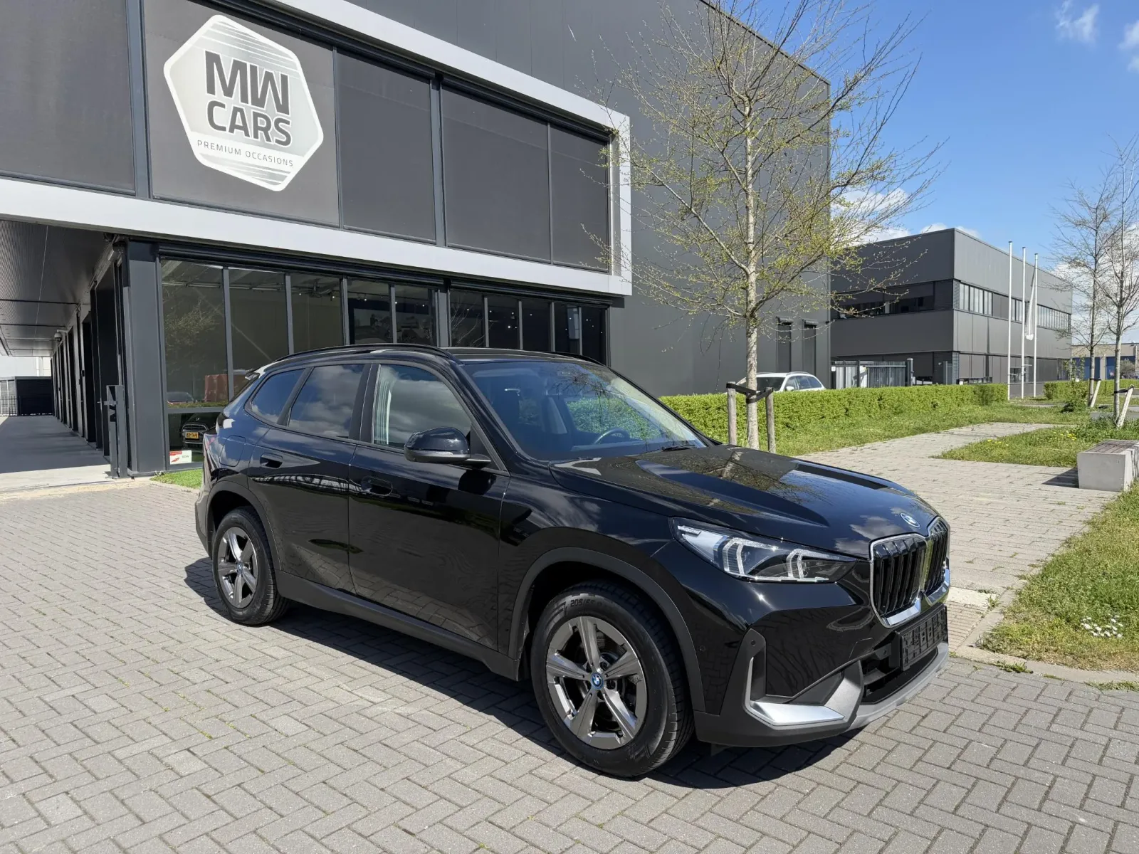 BMW X1 (2023) — foto 1