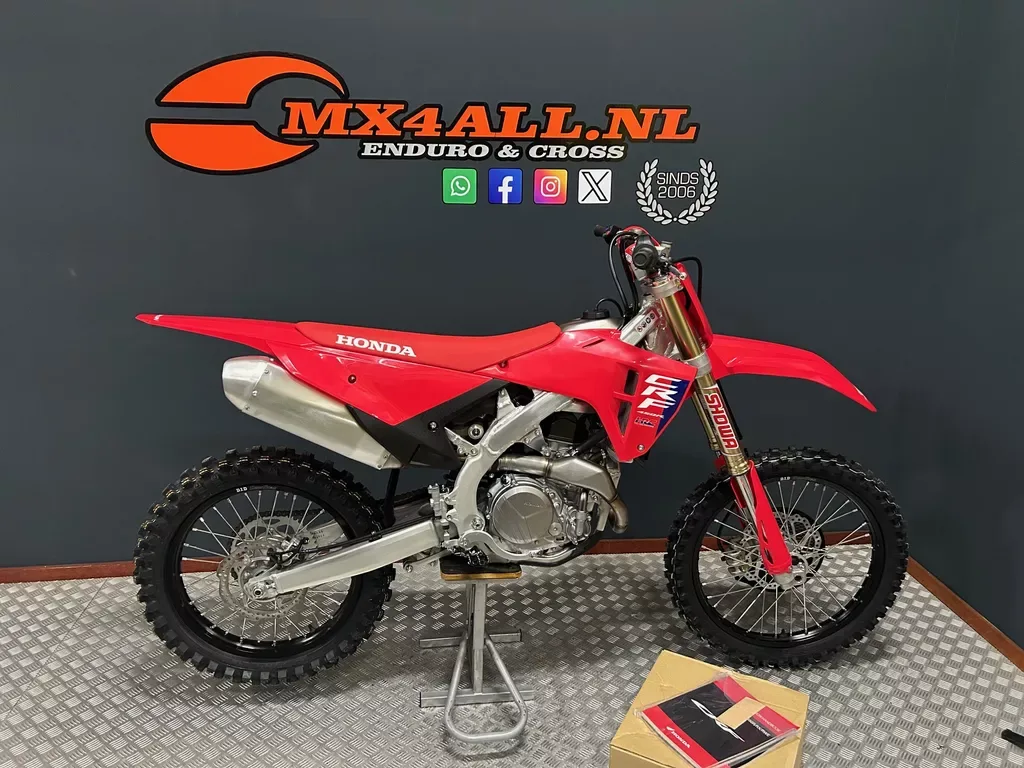 Honda CRF 450 R (2026) — foto 1