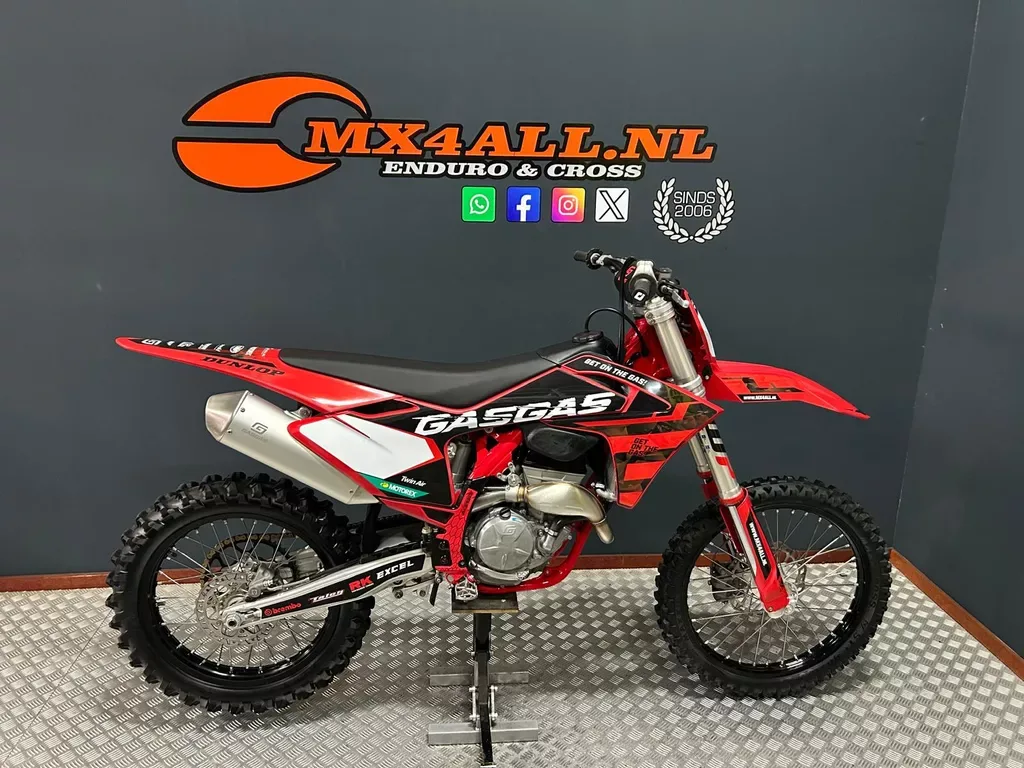 KTM EXC (2026) — foto 1
