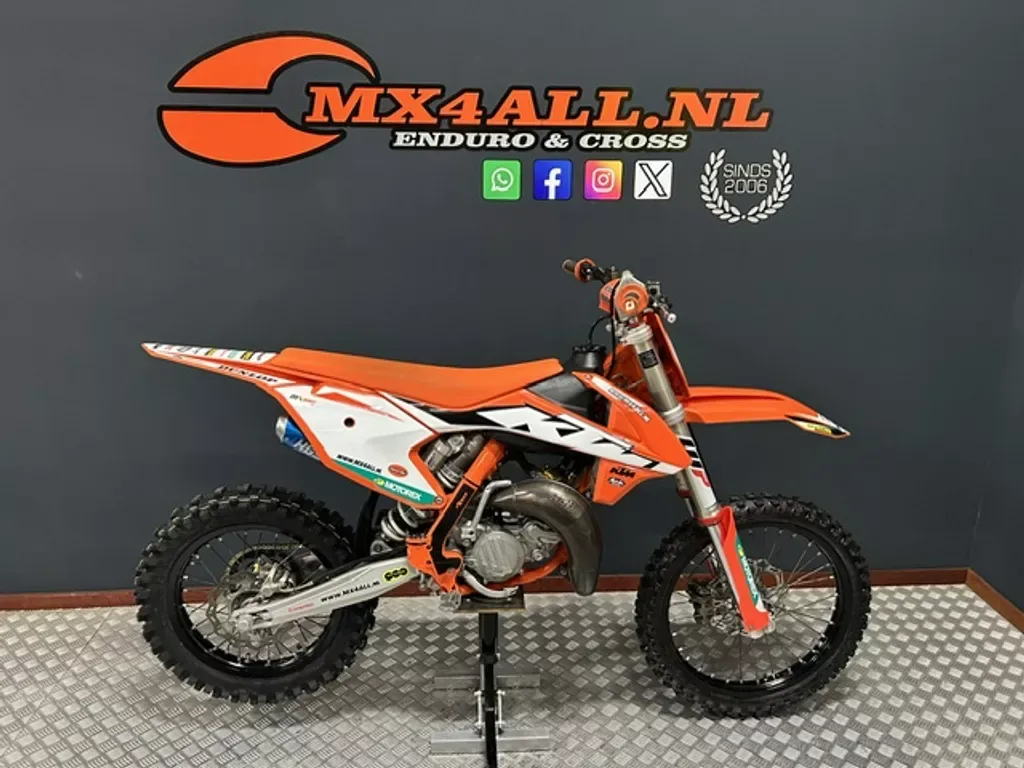KTM 85 SX (2024) — foto 1
