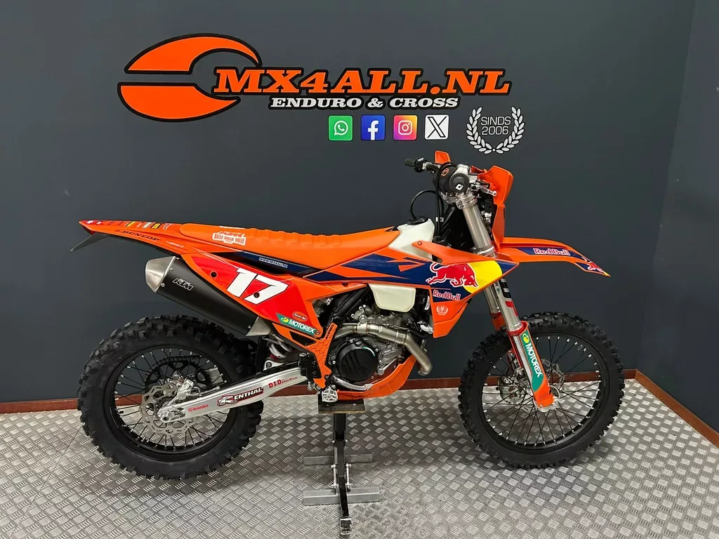 KTM 450 EXC F (2026) — foto 1