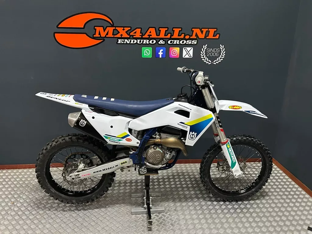 Husqvarna FC 250 (2025) — foto 1