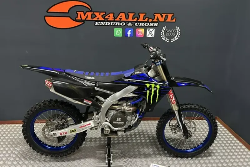Yamaha YZ 450 F (2022)