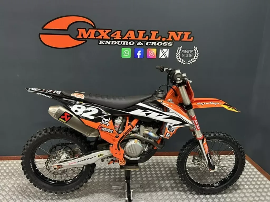 KTM 350 SX F (2022) — foto 1