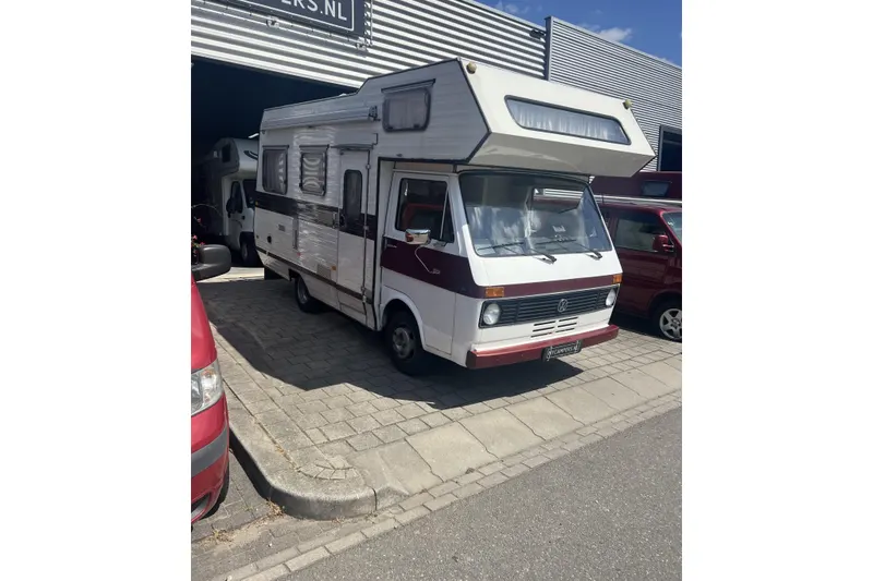 Volkswagen LT (1977)
