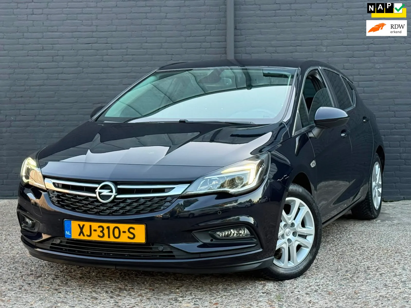 Opel Astra (2019) — foto 1