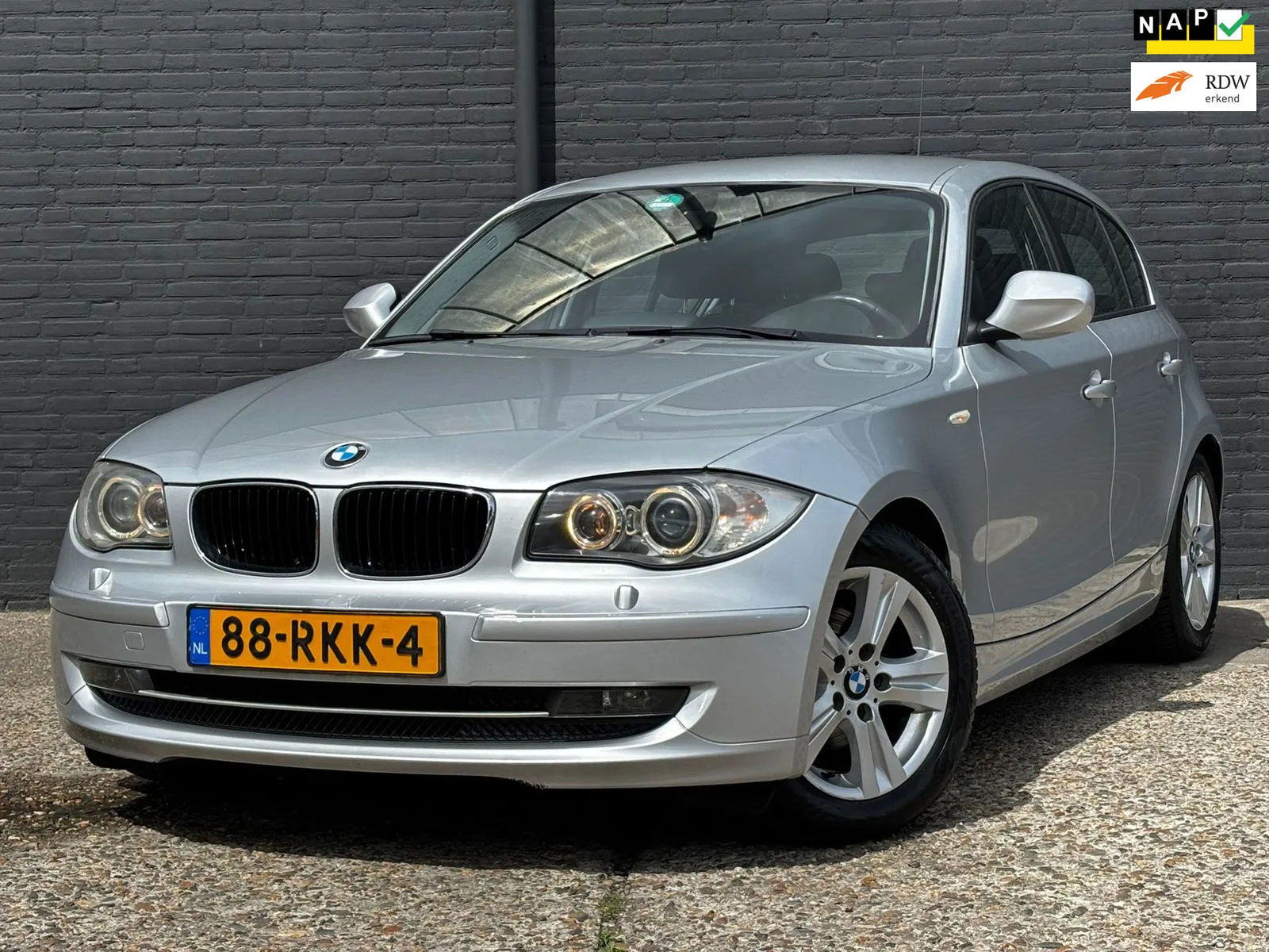 BMW 1-Serie (2011) — foto 1