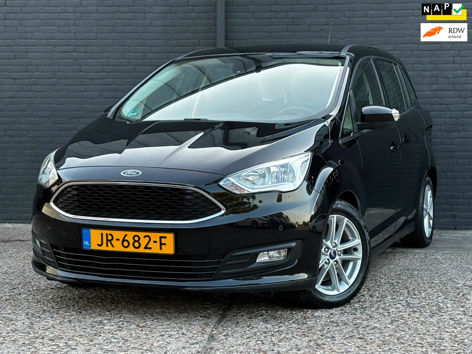 Ford Grand C-Max (2016) — foto 1