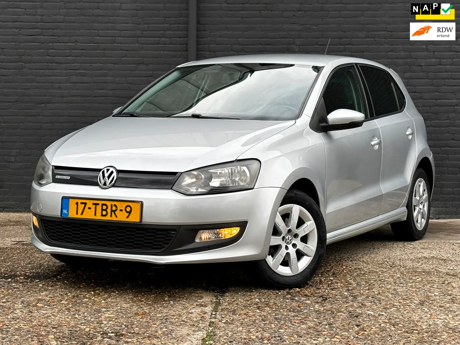 Volkswagen Polo (2012) — foto 1