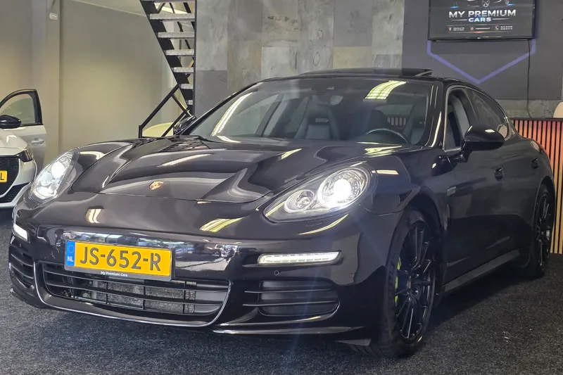 Porsche Panamera (2015)
