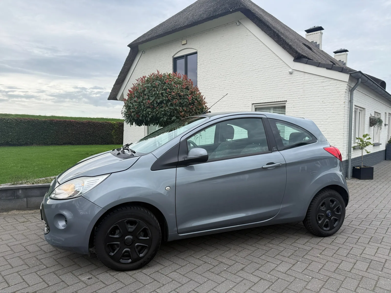 Ford Ka (2011) — foto 1