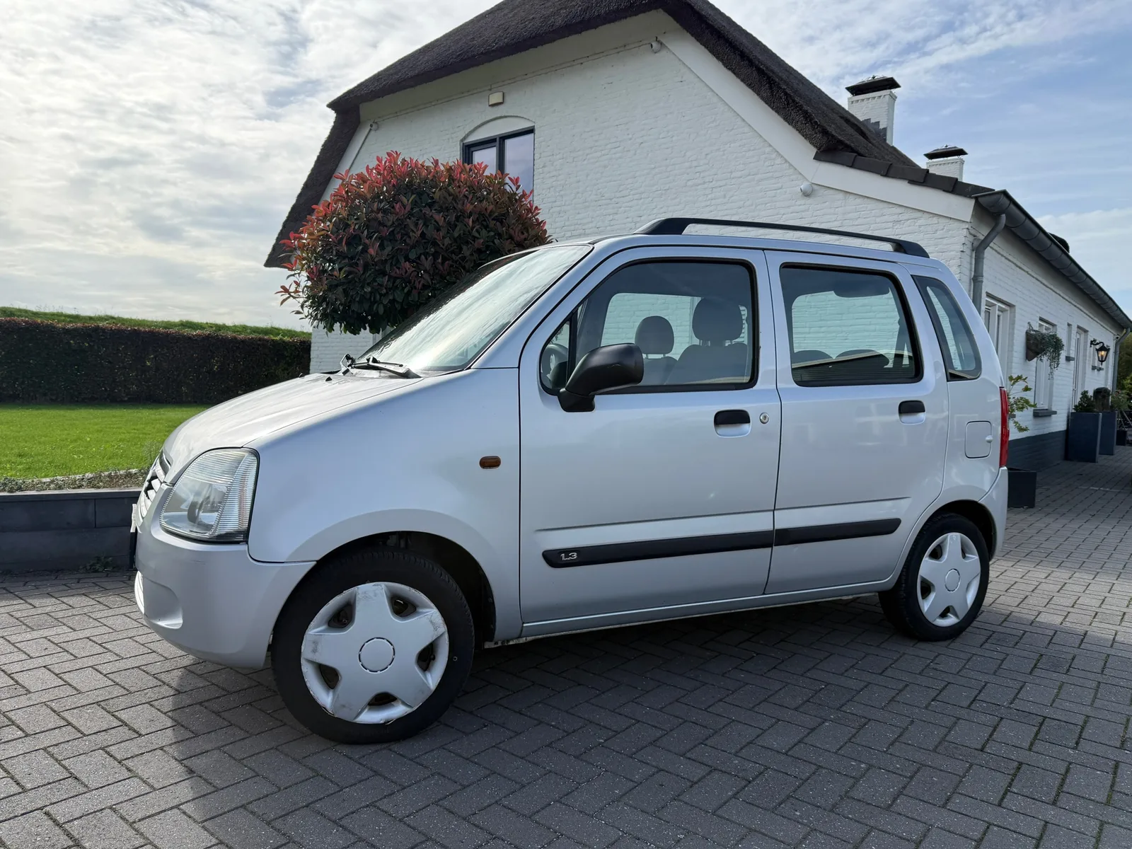 Suzuki Wagon R+ (2003) — foto 1