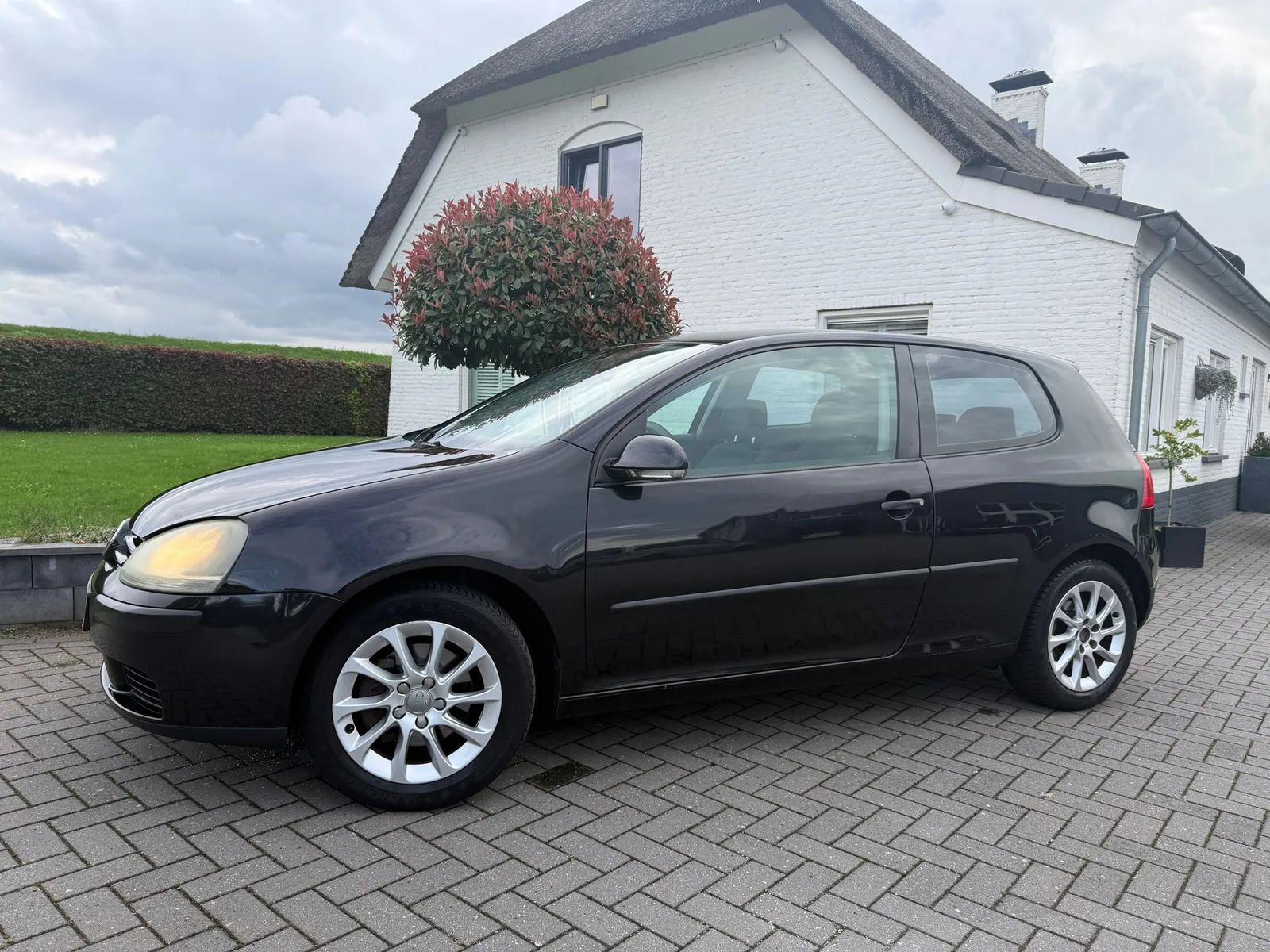 Volkswagen Golf (2003) — foto 1