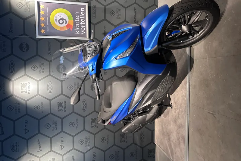 Piaggio BEVERLY 400cc motorscooter (2025)