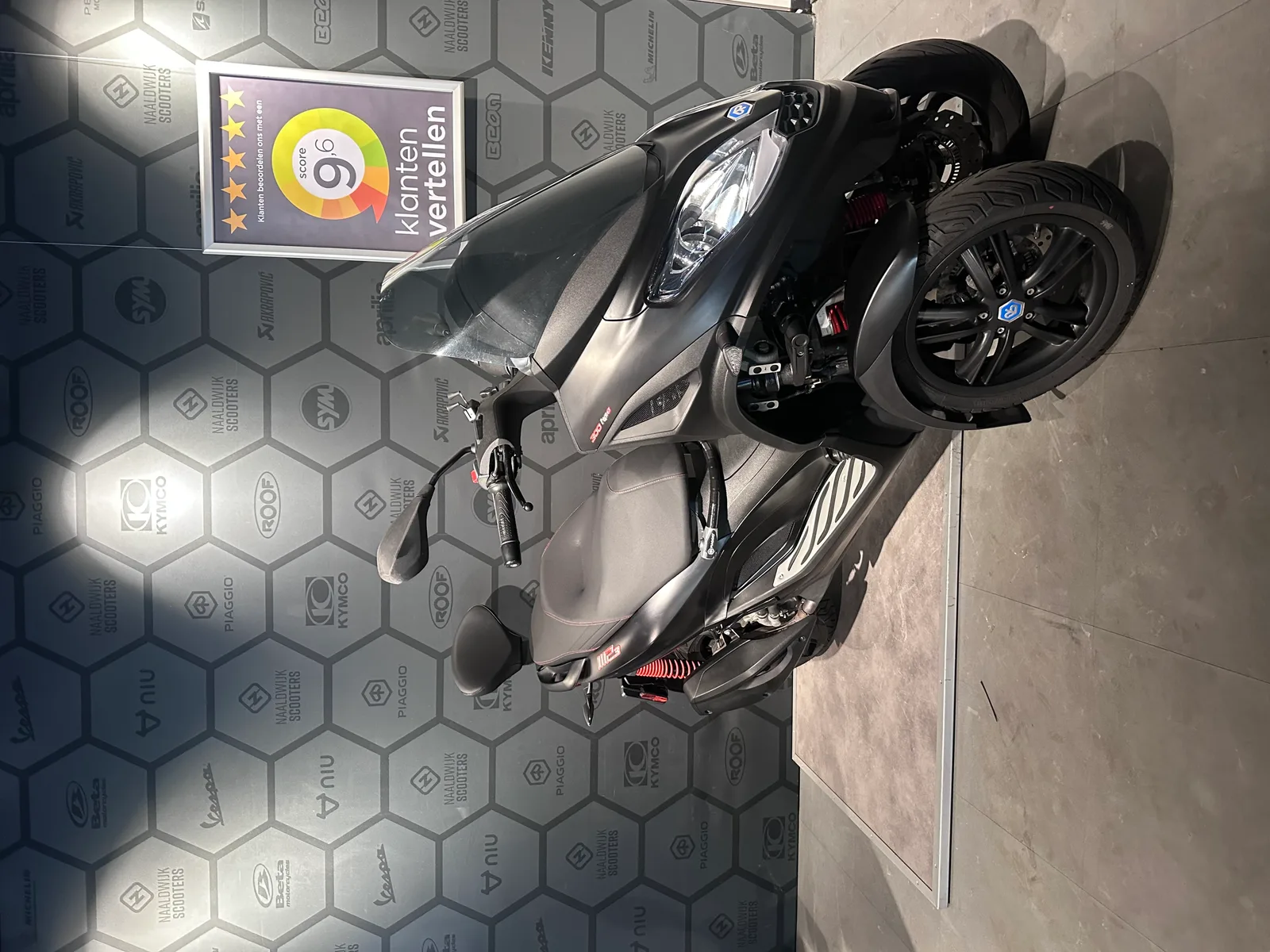 Piaggio MP3 300cc (2022) — foto 1