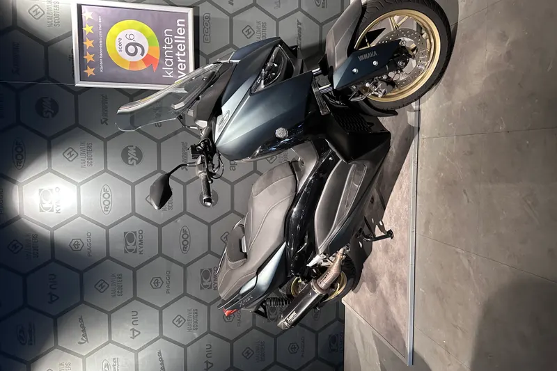 Yamaha X-MAX 300cc (2022)