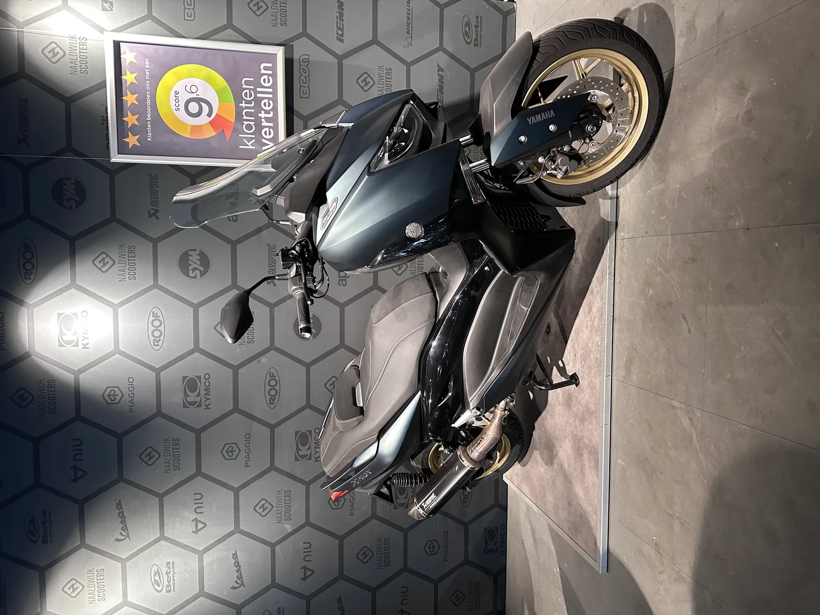Yamaha X-MAX 300cc (2022) — foto 1