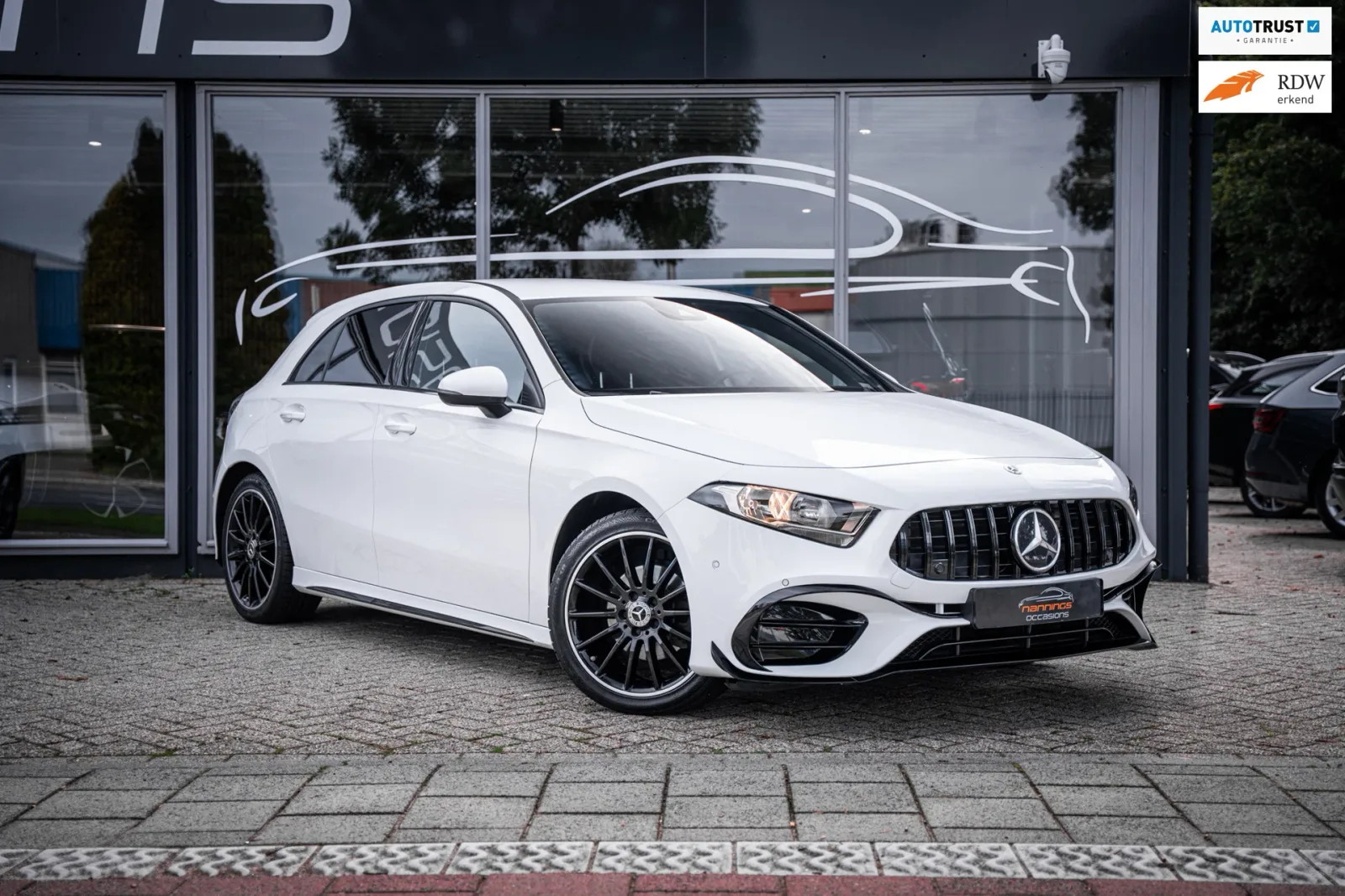 Mercedes-Benz A-Klasse (2020) — foto 1