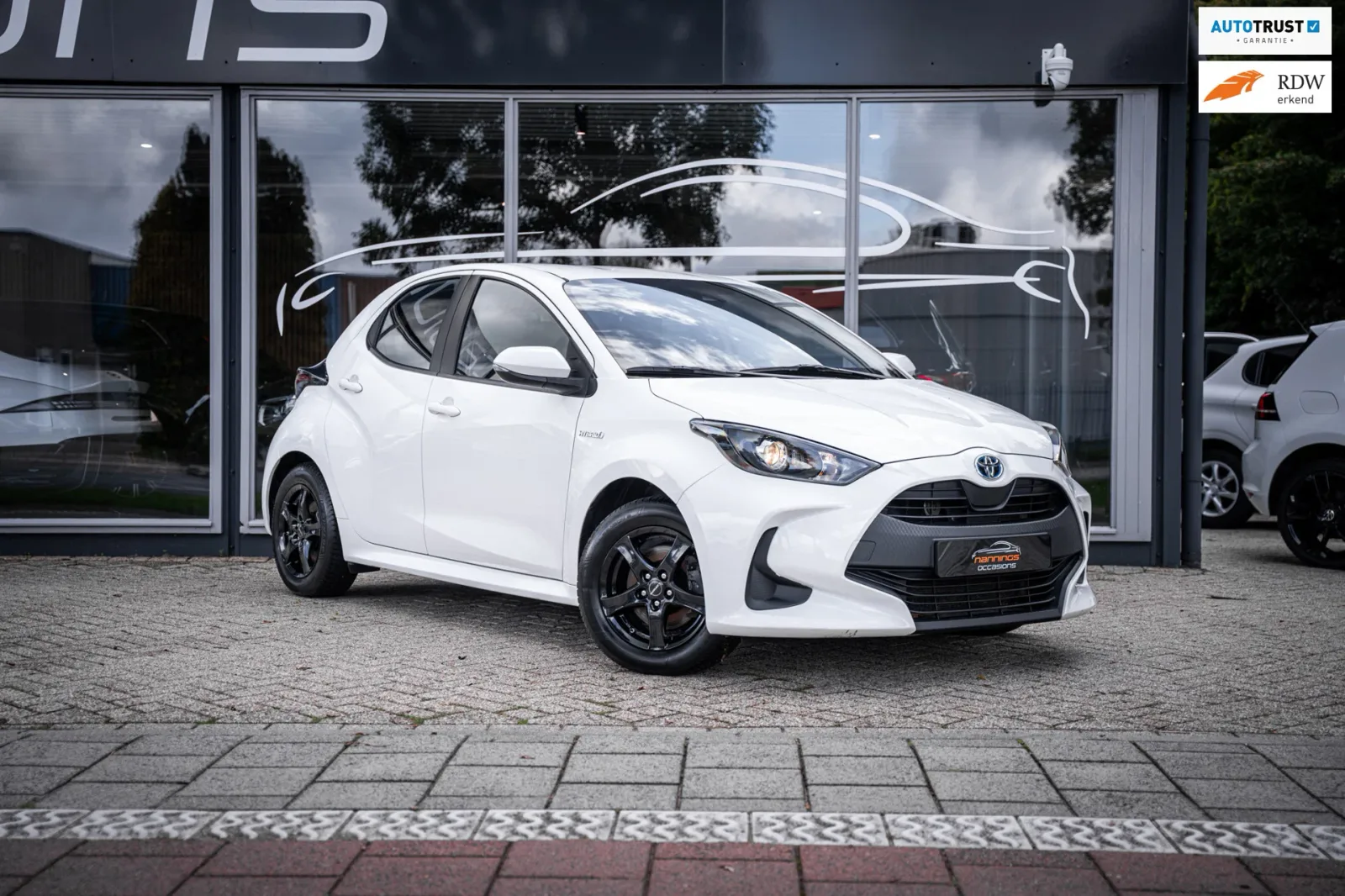 Toyota Yaris (2020) — foto 1