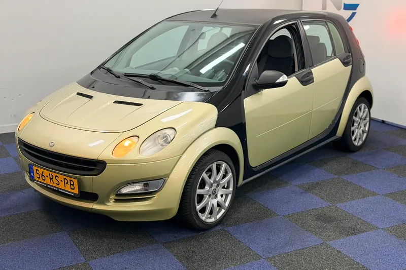 Smart ForFour (2005)