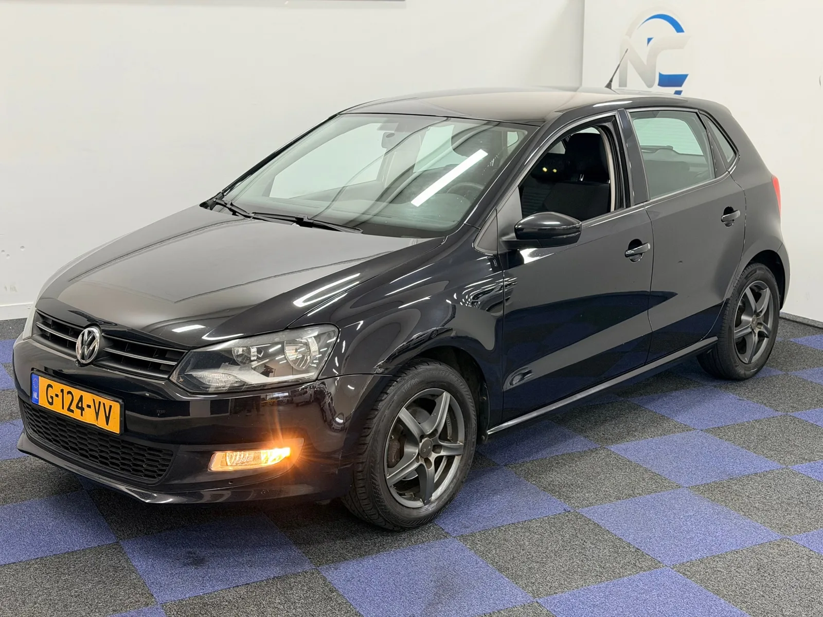 Volkswagen Polo (2010) — foto 1