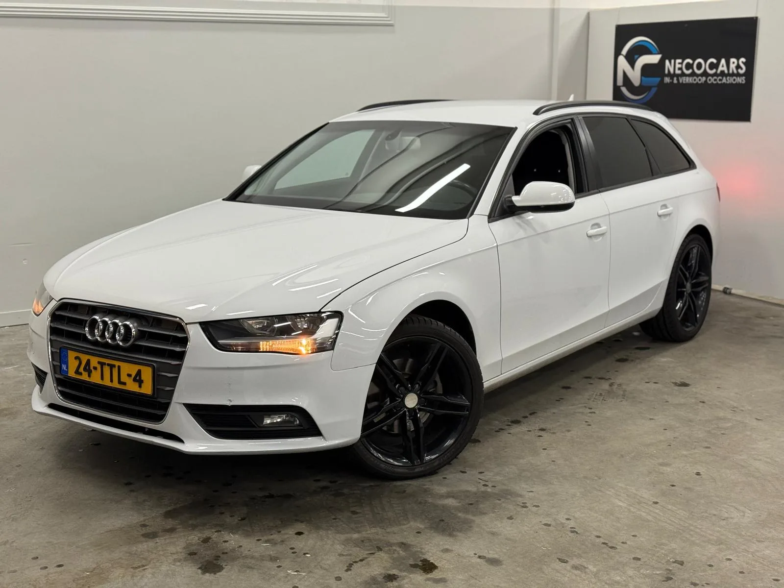 Audi A4 (2012) — foto 1