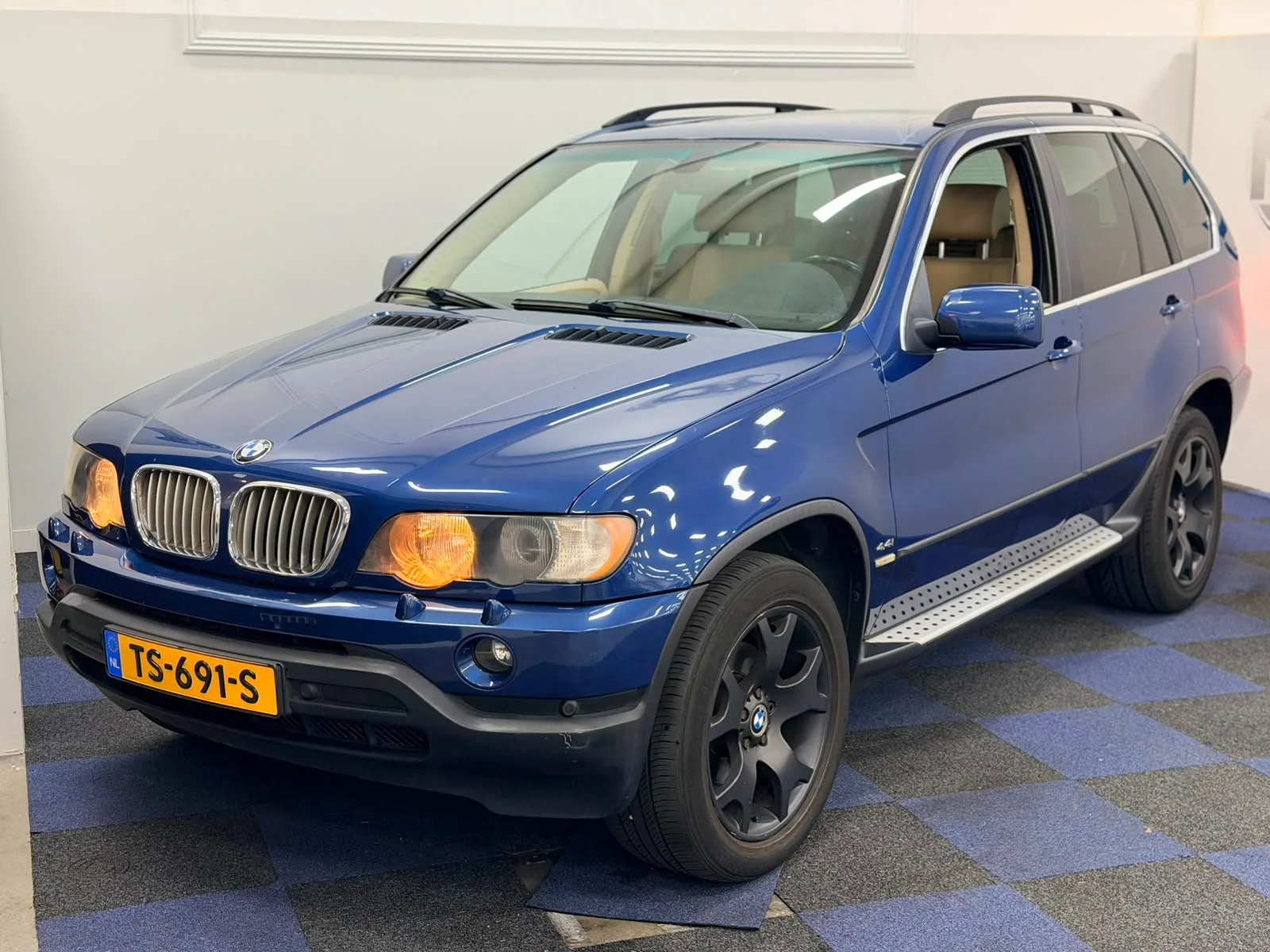 BMW X5 (2003) — foto 1