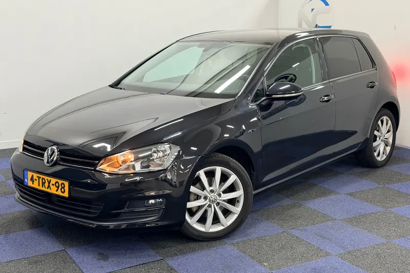 Volkswagen Golf (2013)