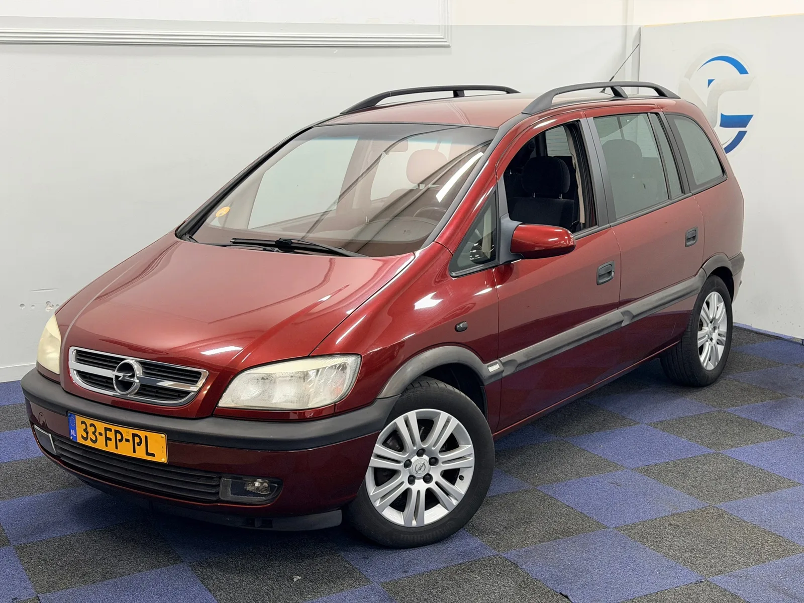 Opel Zafira (2000) — foto 1