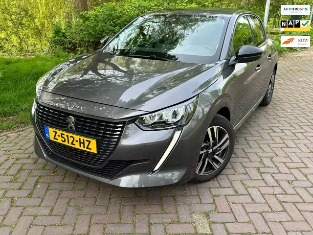 Peugeot 208 (2023) — foto 1