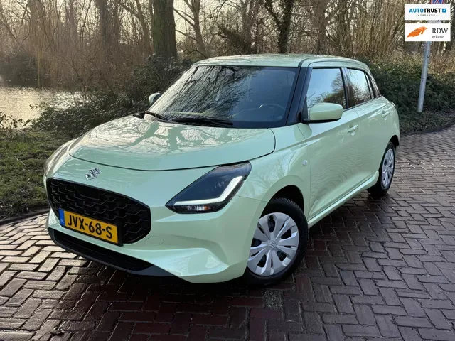 Suzuki Swift (2024) — foto 1