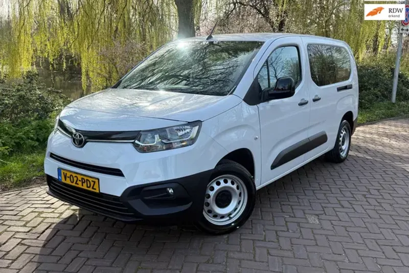 Toyota ProAce City (2023)