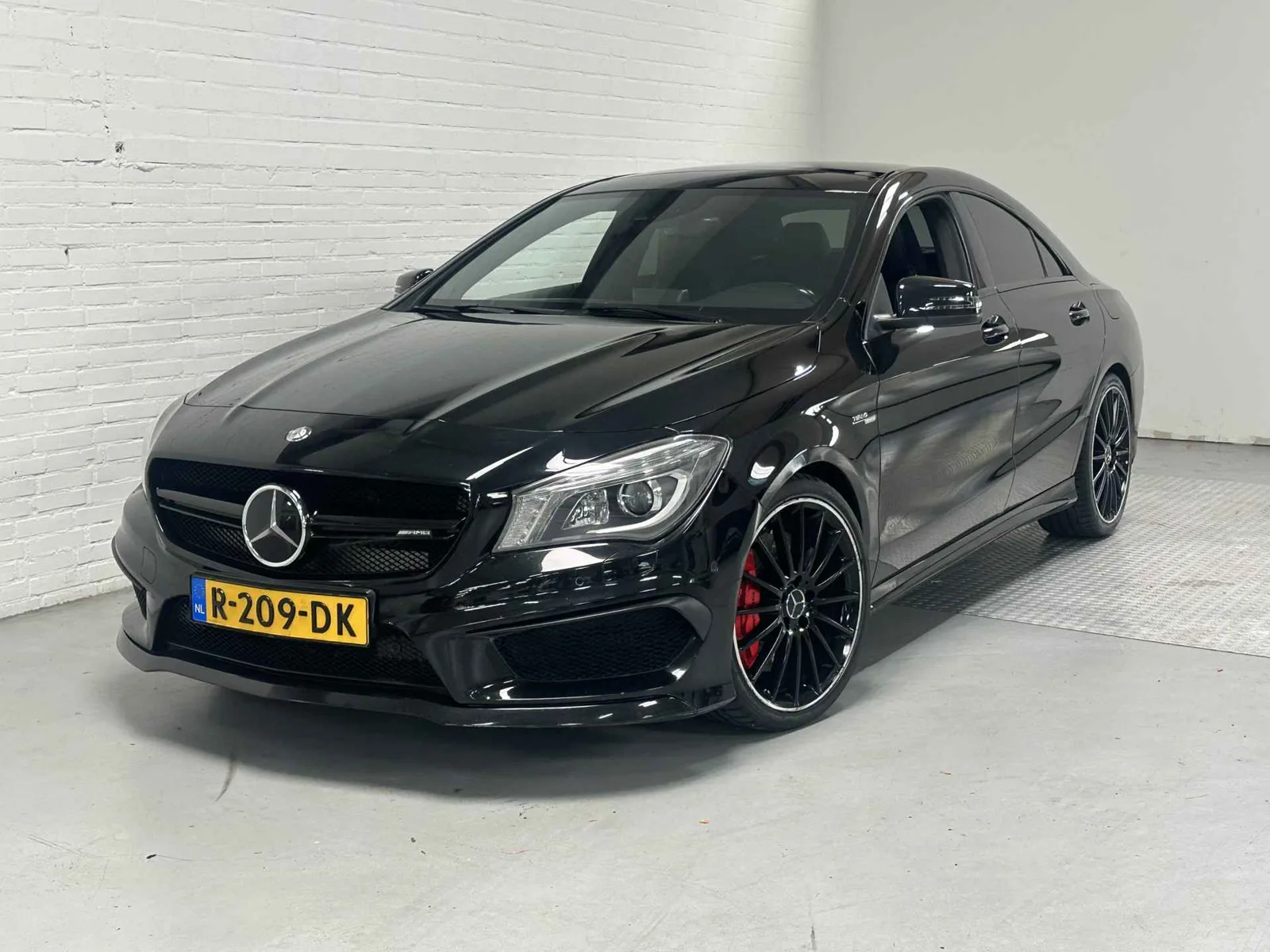 Mercedes-Benz CLA-Klasse (2014) — foto 1