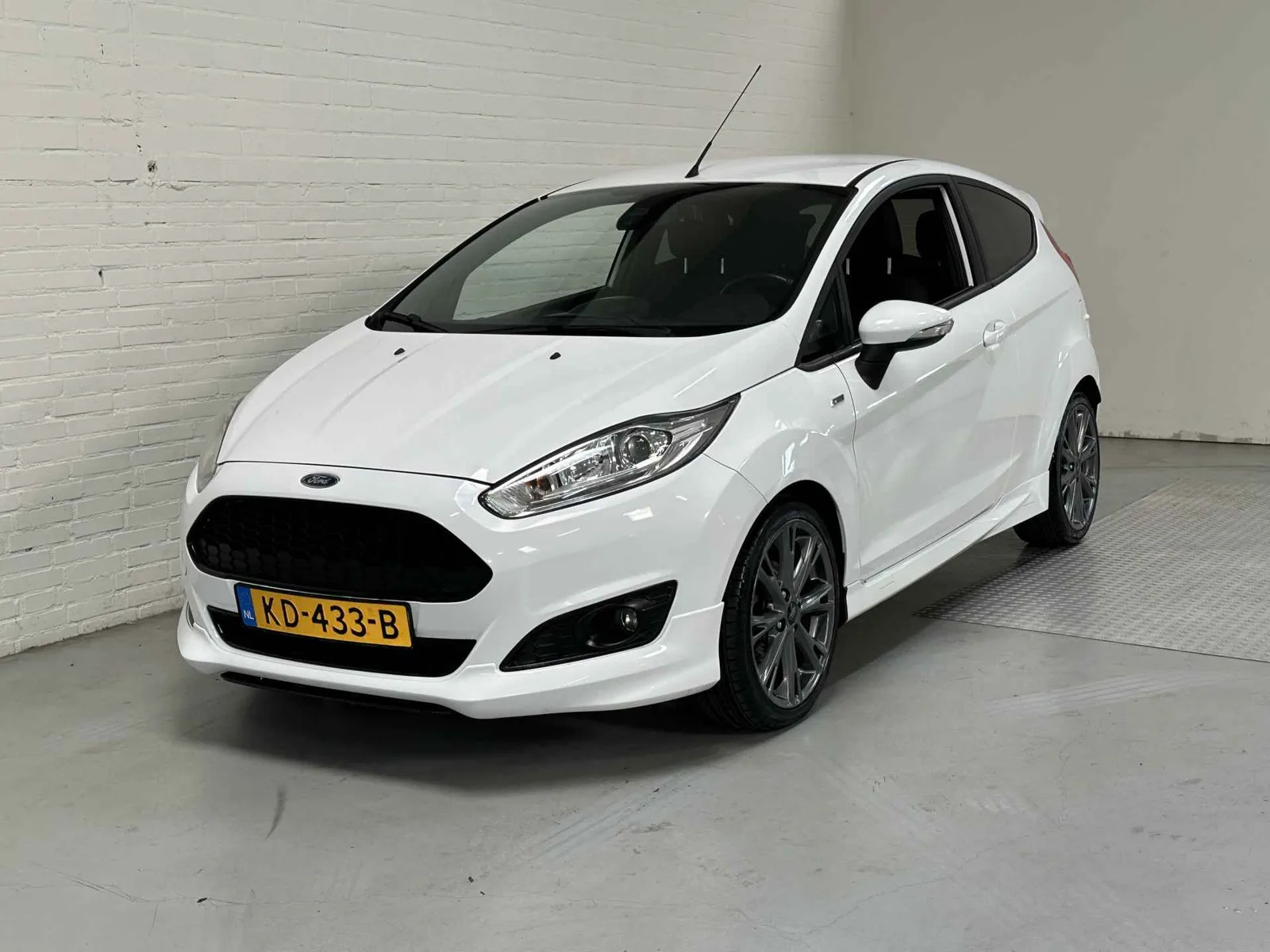 Ford Fiesta (2016) — foto 1
