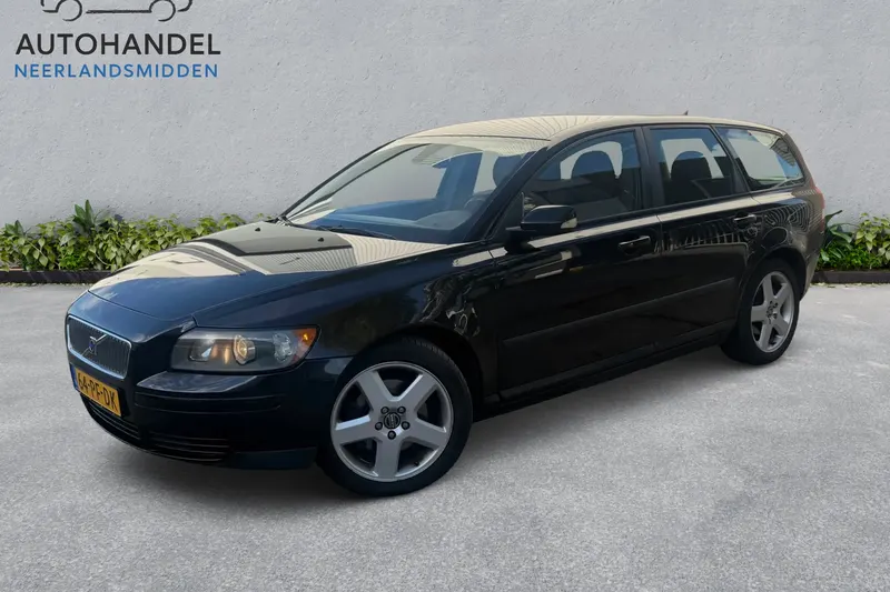 Volvo V50 (2004)