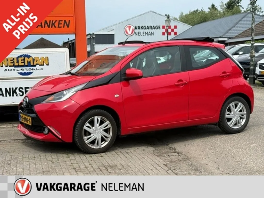 Toyota Aygo (2015) — foto 1