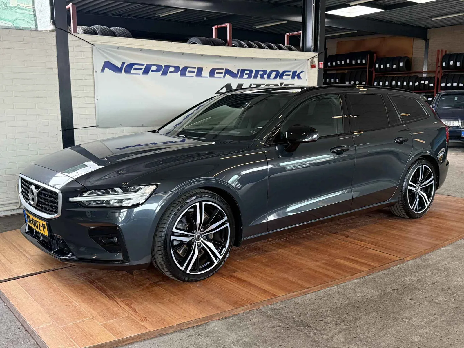 Volvo V60 (2018) — foto 1