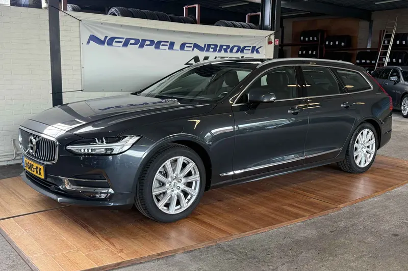 Volvo V90 (2020)
