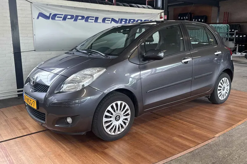 Toyota Yaris (2010)